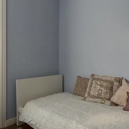 Family House Garden Dom wakacyjny *