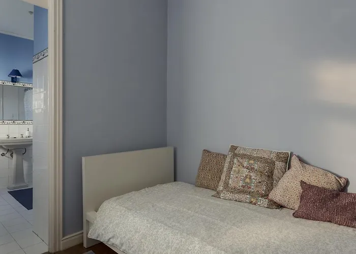 Family House Garden Сasa de vacaciones *